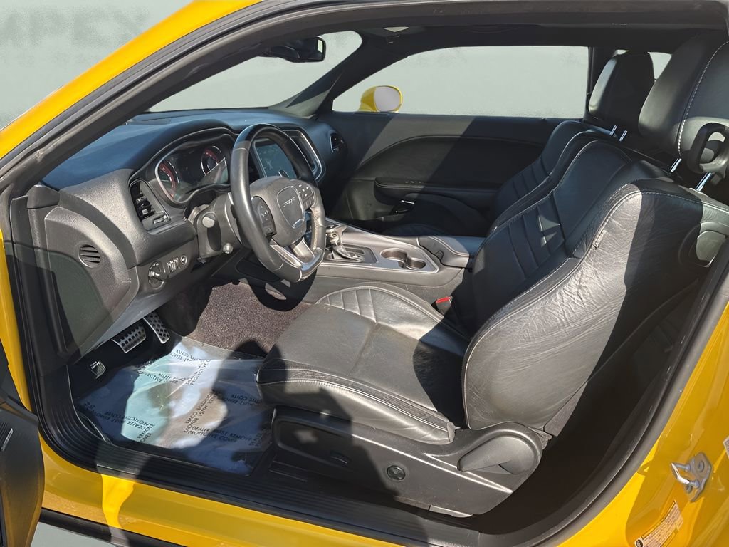 Used 2017 Dodge Challenger SRT Hellcat image 9