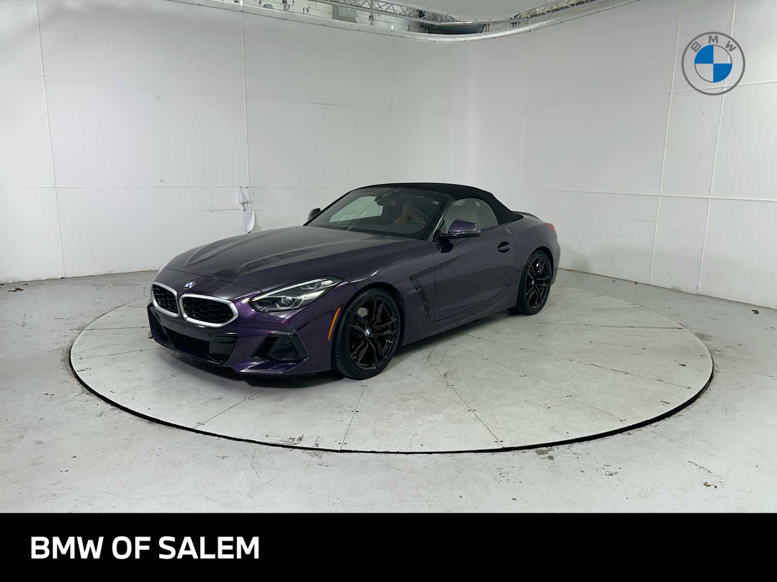 Used 2023 BMW Z4 sDrive30i w/ Premium Package image 1