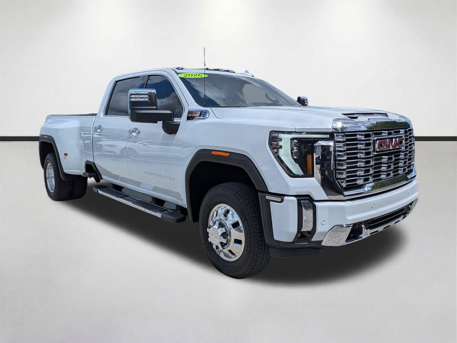 Used 2026 GMC Sierra 3500 Denali AWD/4WD image 2