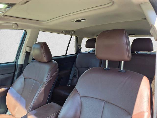 Used 2014 Subaru Outback 2.5i Limited AWD/4WD image 15