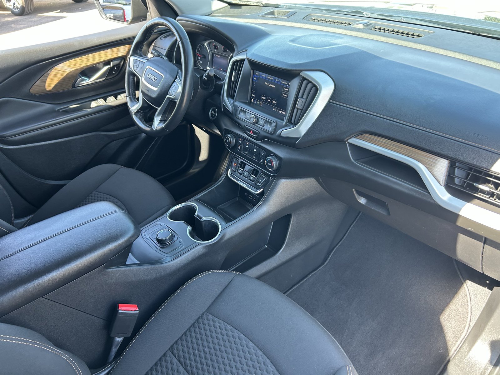 Certified 2021 GMC Terrain SLE w/ Elevation Edition FWD image 13