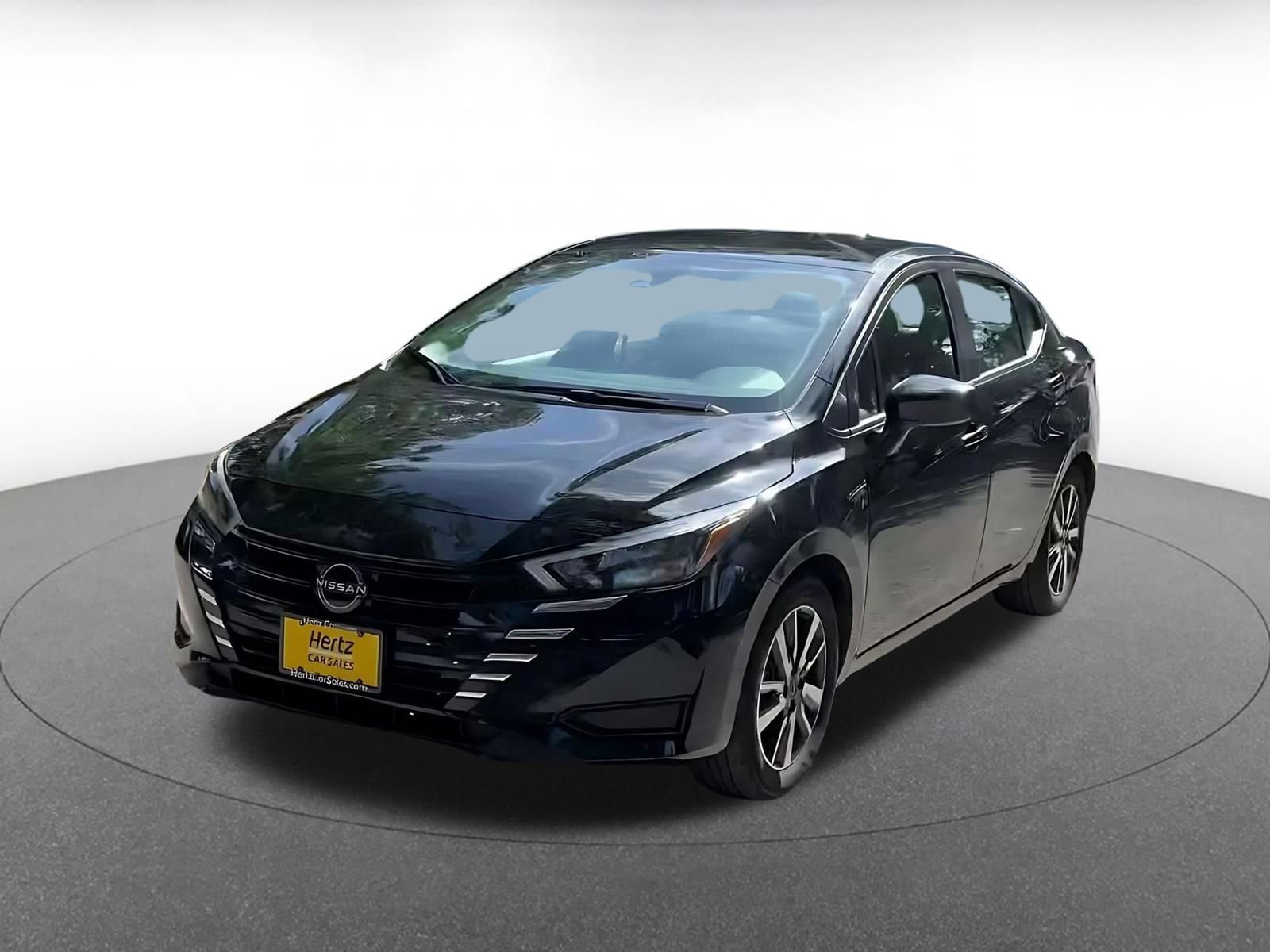Used 2025 Nissan Versa SV FWD image 7
