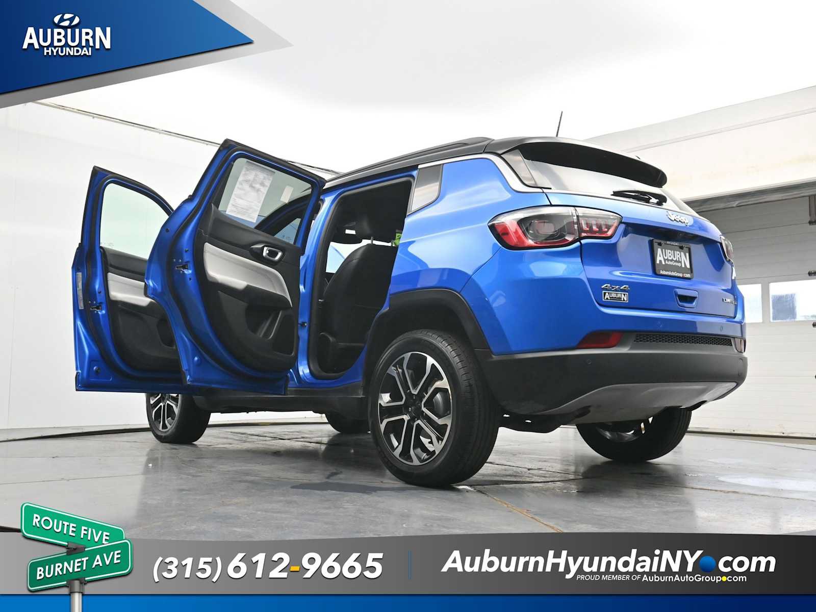 Used 2024 Jeep Compass Limited AWD/4WD image 35