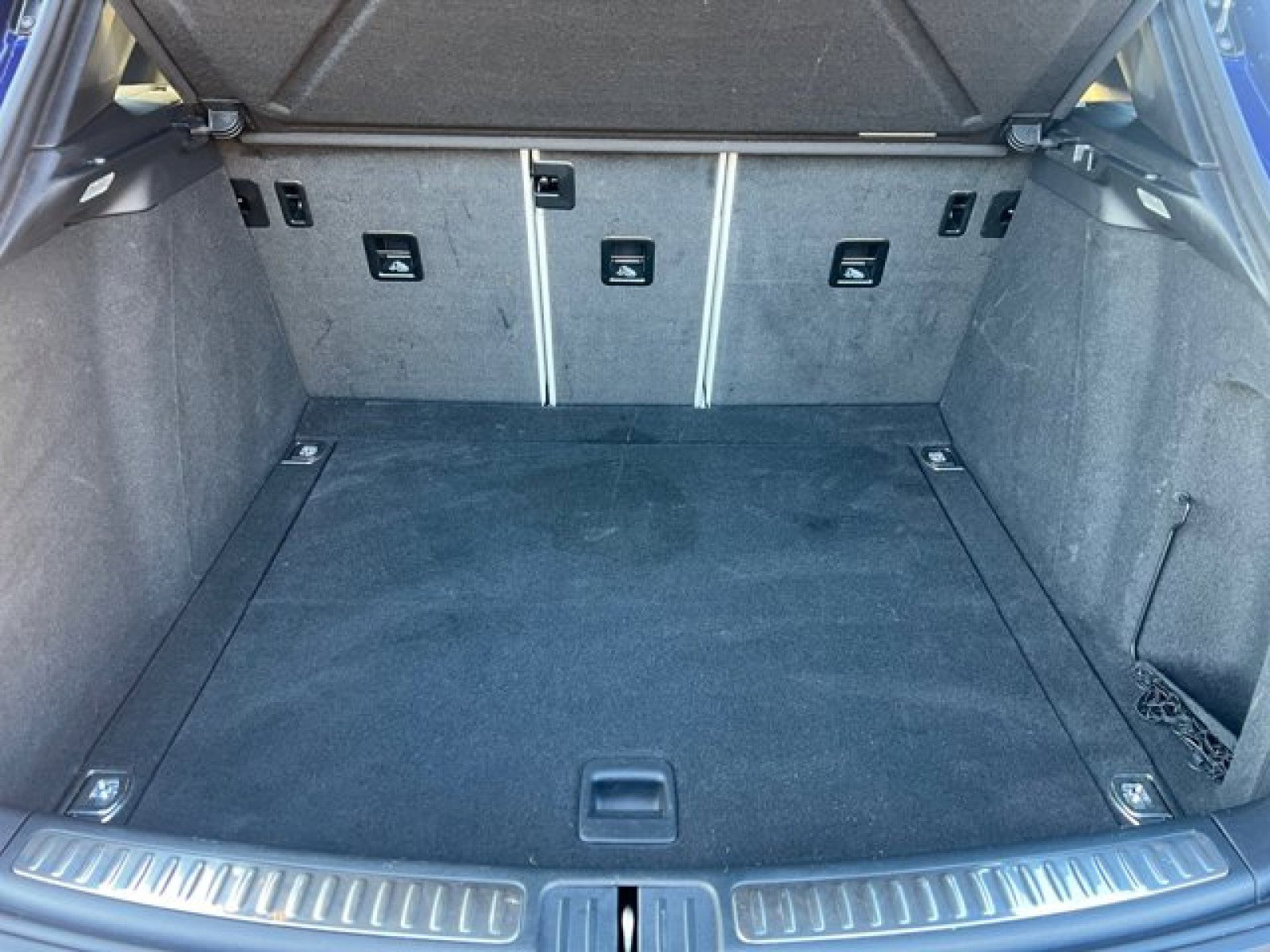 Used 2023 Porsche Macan image 19