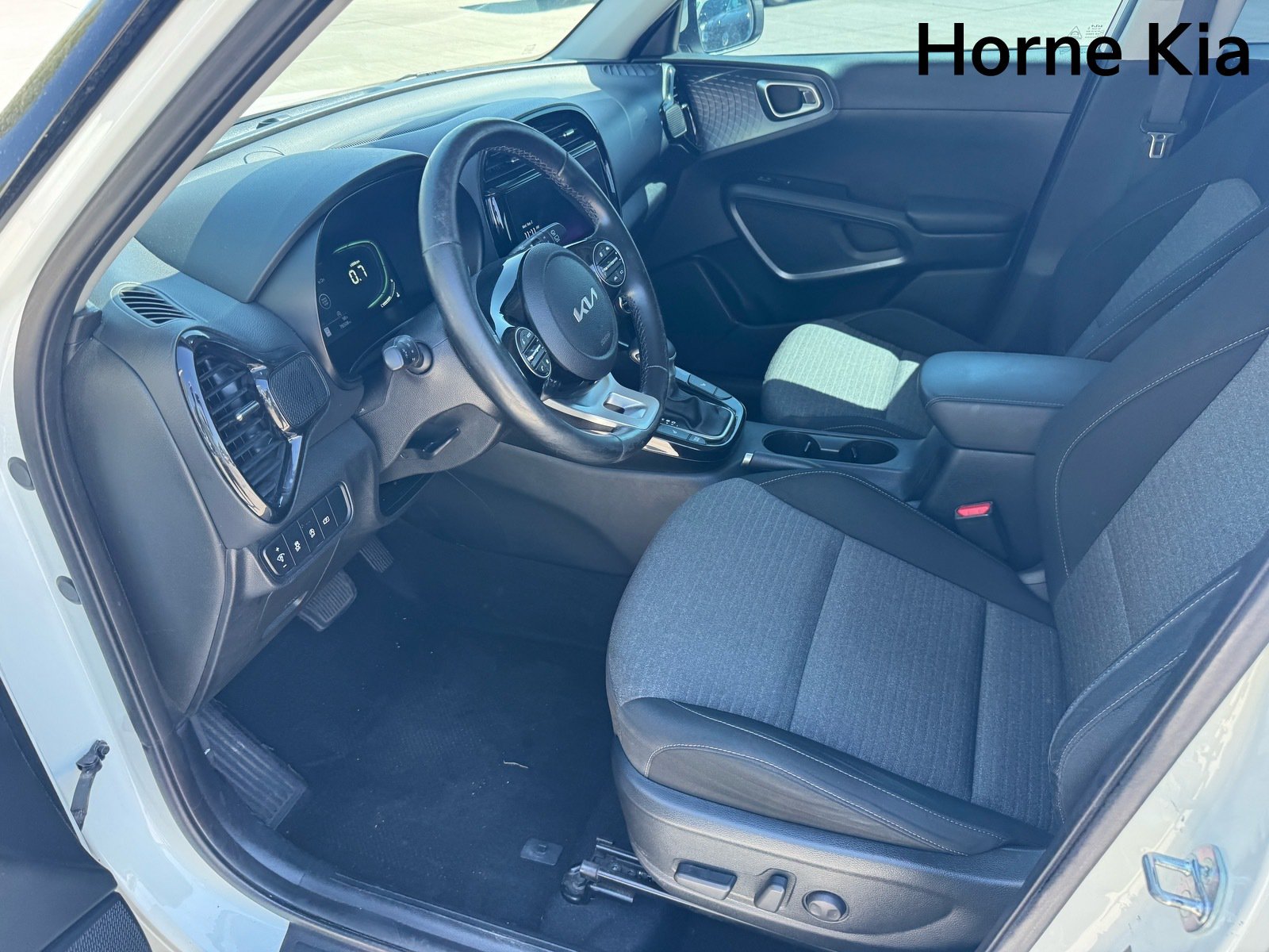 Used 2023 Kia Soul EX FWD image 9