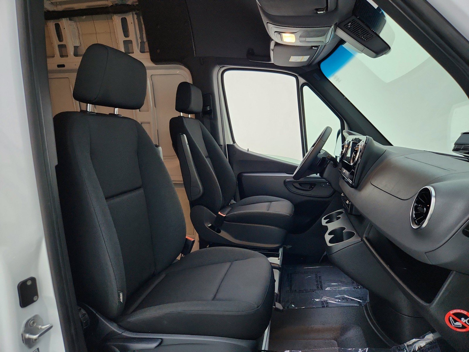 New 2026 Mercedes-Benz Sprinter 2500 image 19