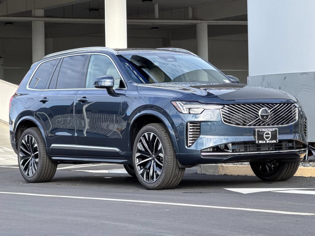 New 2026 Volvo XC90 B6 Plus w/ Protection Package Premier AWD/4WD image 7