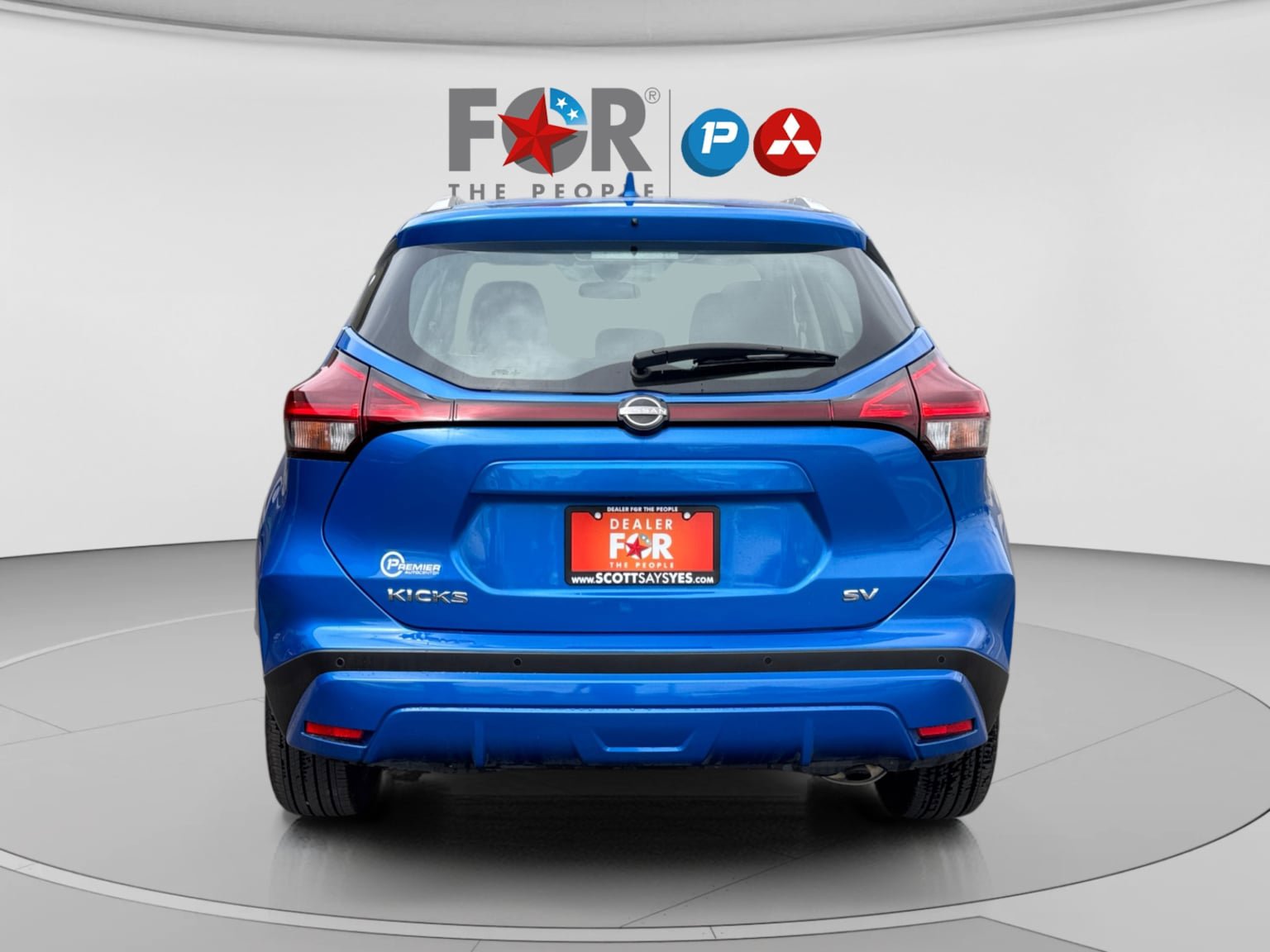 Used 2023 Nissan Kicks SV FWD image 4