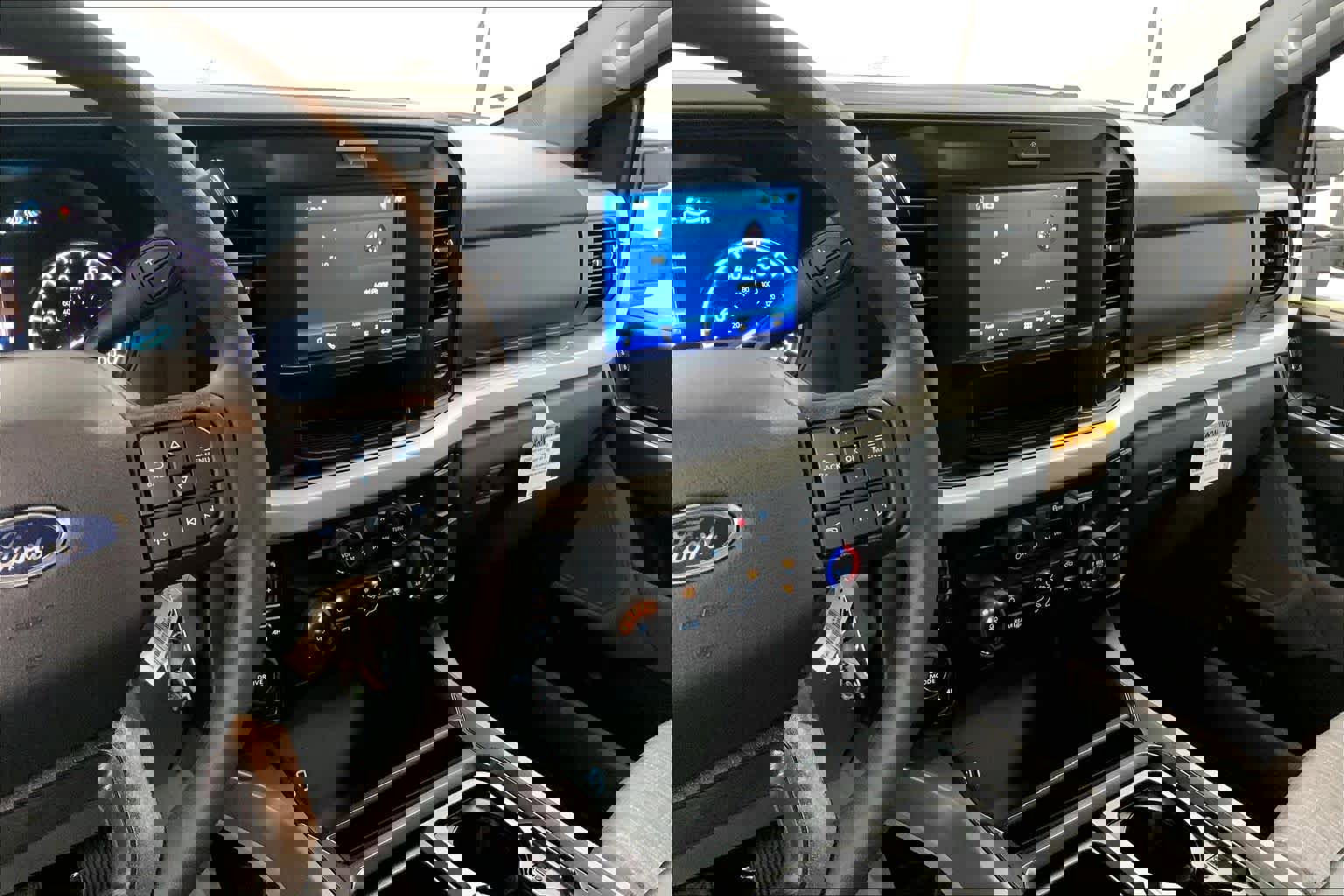 New 2026 Ford F250 XLT w/ FX4 Off-Road Package image 5