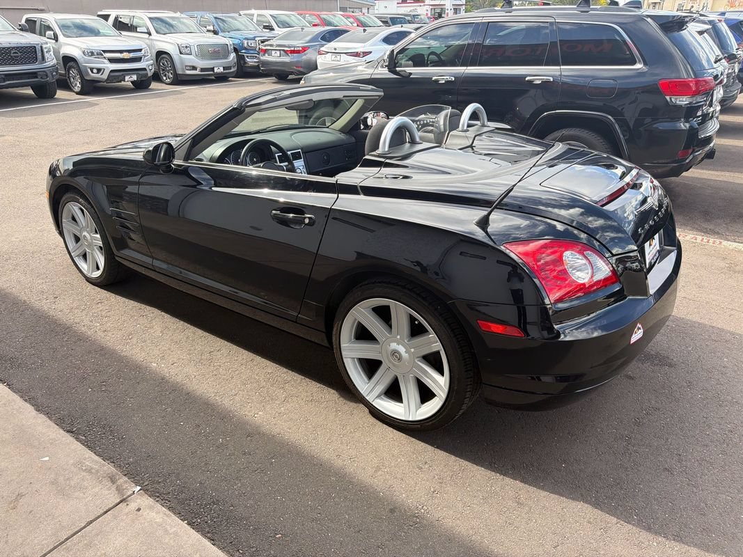 Used 2005 Chrysler Crossfire Convertible RWD image 5
