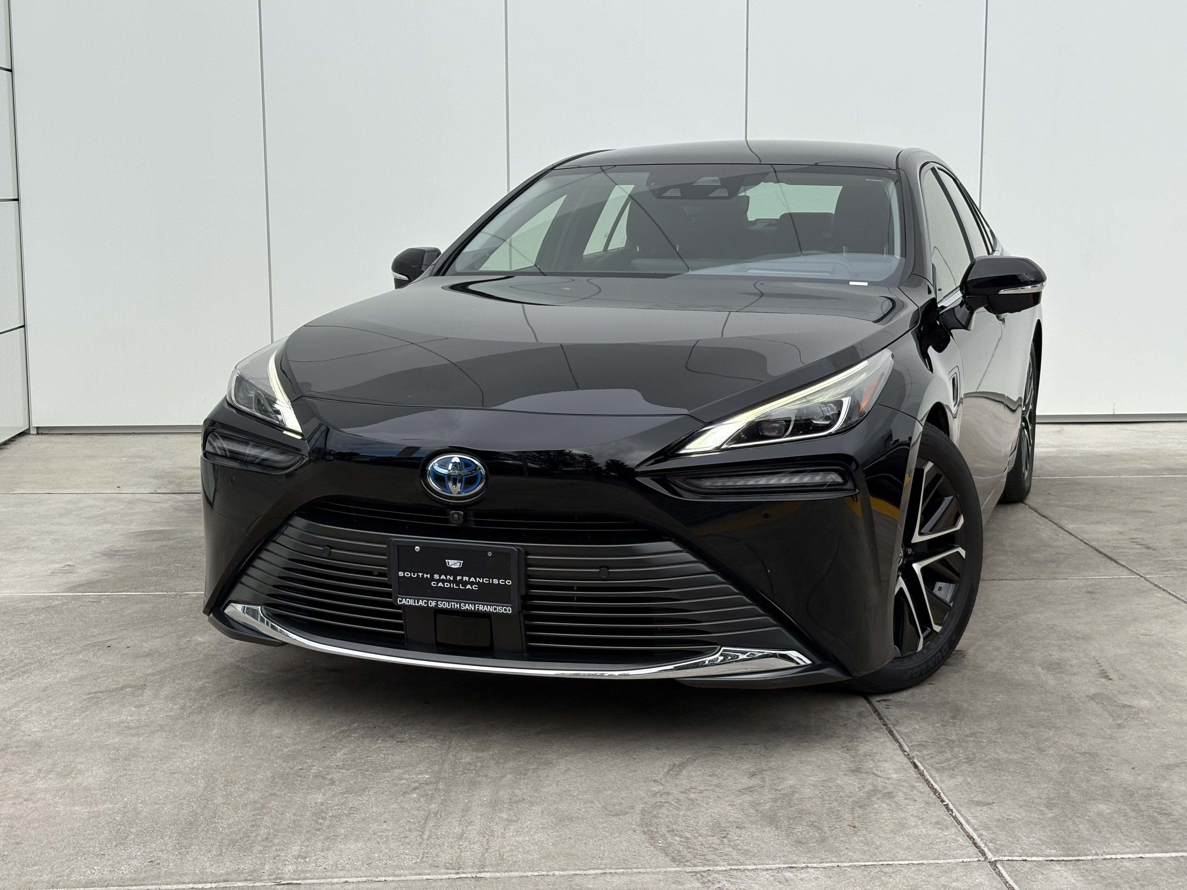 Used 2022 Toyota Mirai XLE