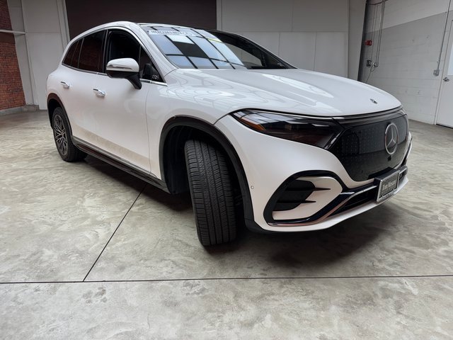 Certified 2023 Mercedes-Benz EQS 580 4MATIC SUV image 7