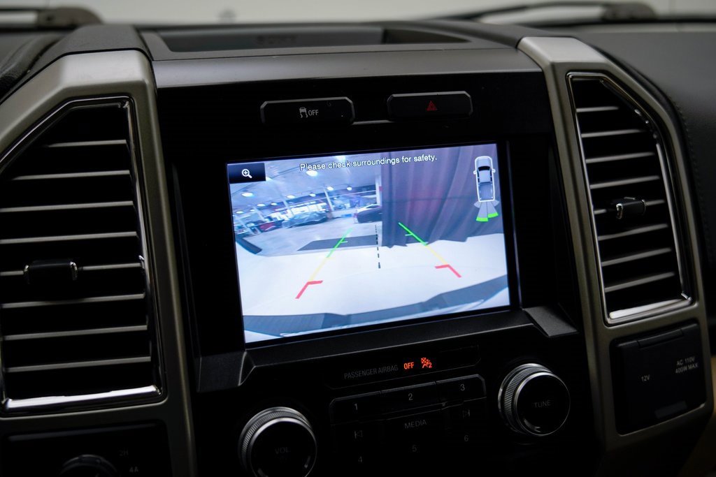 Used 2015 Ford F150 Lariat w/ Equipment Group 502A Luxury image 28