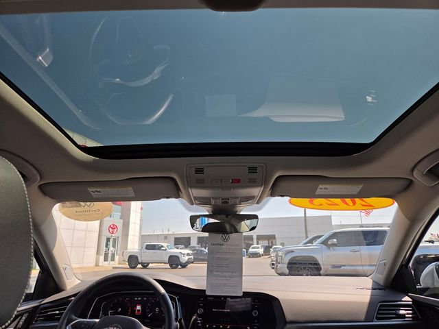 Certified 2023 Volkswagen Jetta SEL FWD image 26