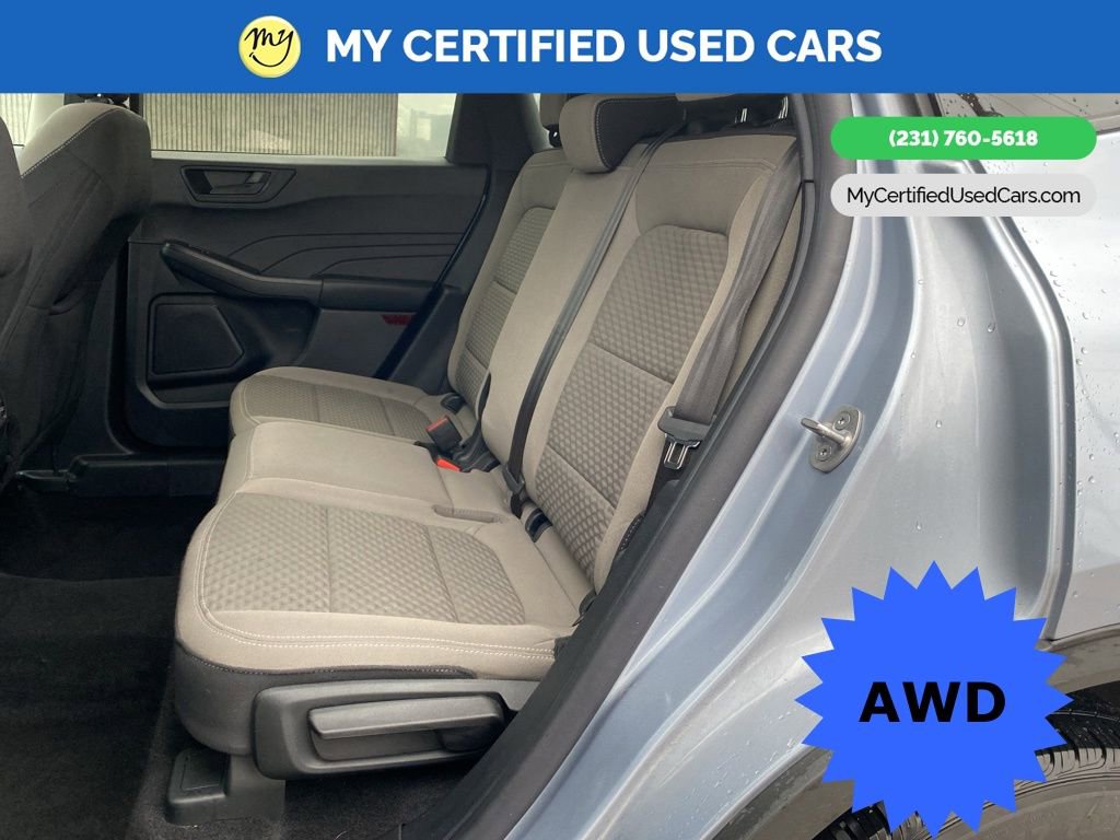Used 2022 Ford Escape SE w/ Cold Weather Package image 23