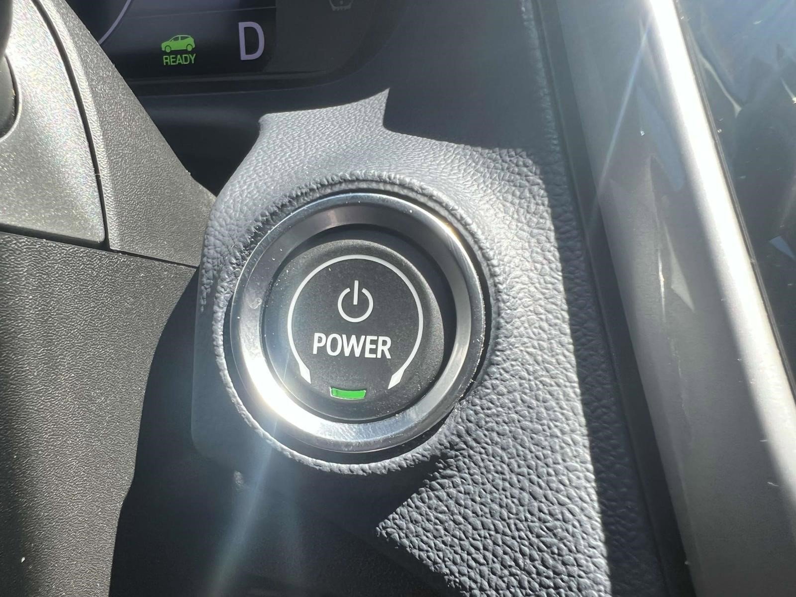 Certified 2022 Chevrolet Bolt EUV Premier w/ Sun & Sound Package image 29