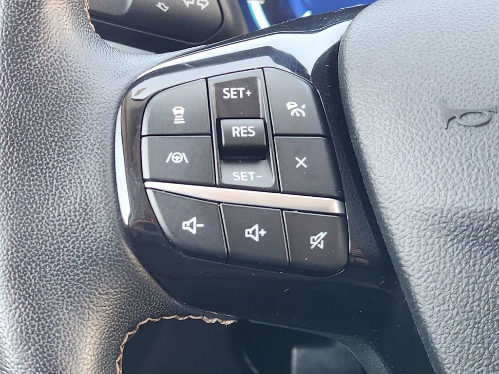 Used 2022 Ford Escape Titanium w/ Titanium Premium Package image 28