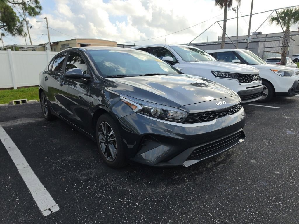 Used 2023 Kia Forte LXS FWD image 1
