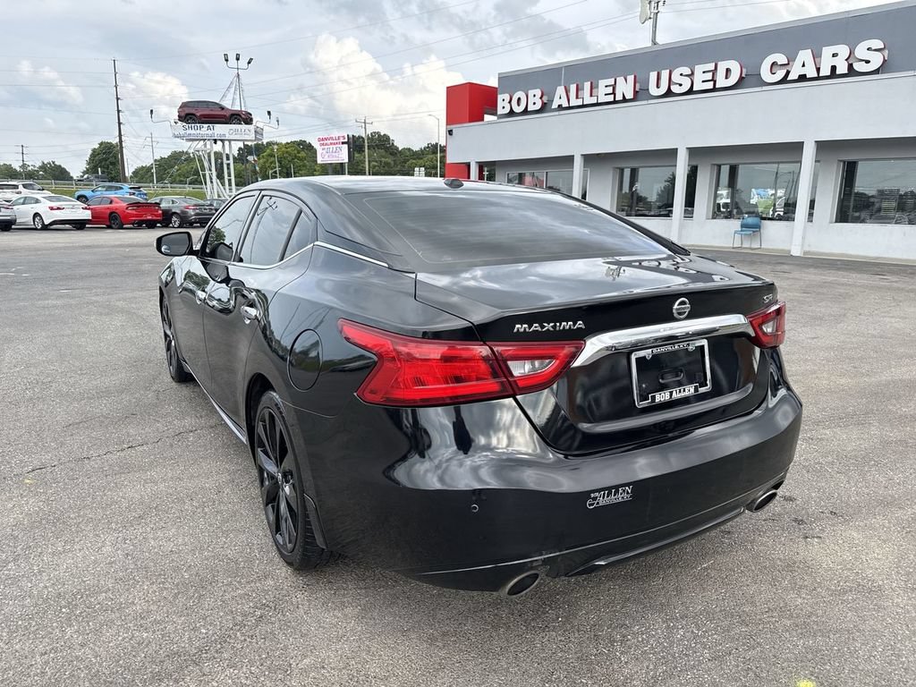 Used 2017 Nissan Maxima SR FWD image 4