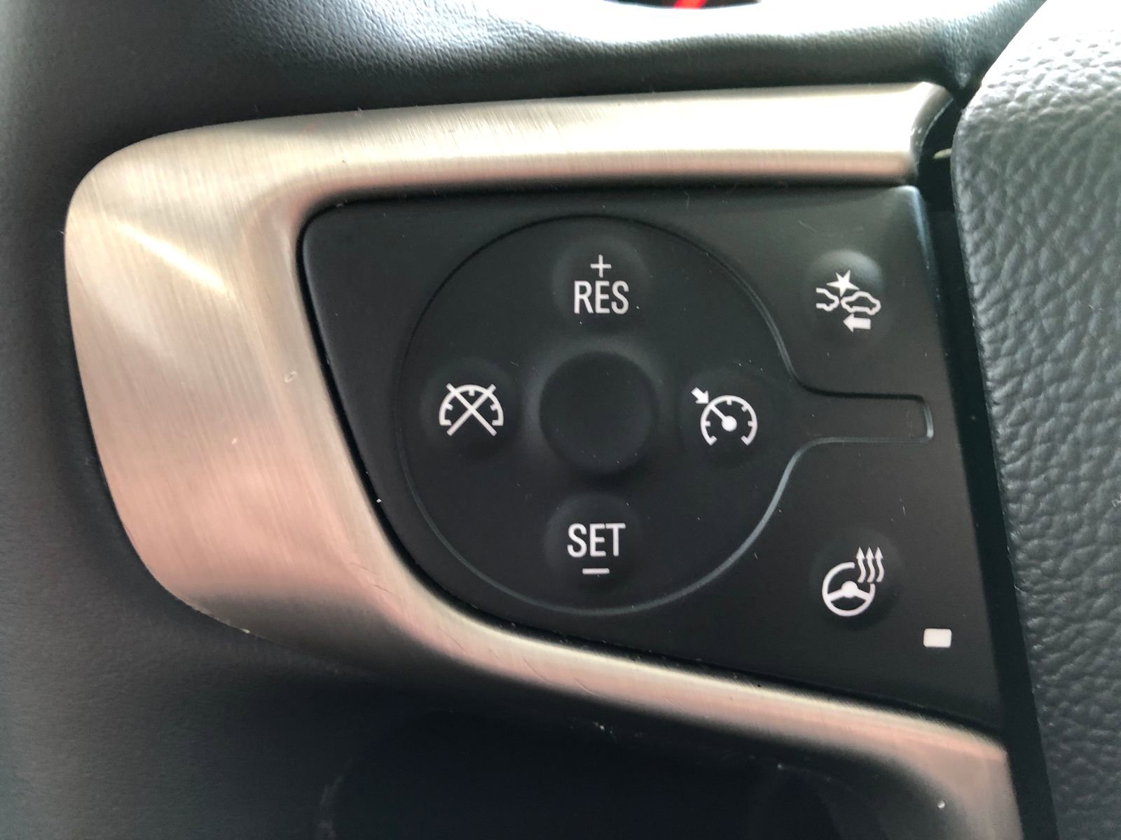 Used 2024 GMC Terrain Denali w/ Denali Premium Package image 37