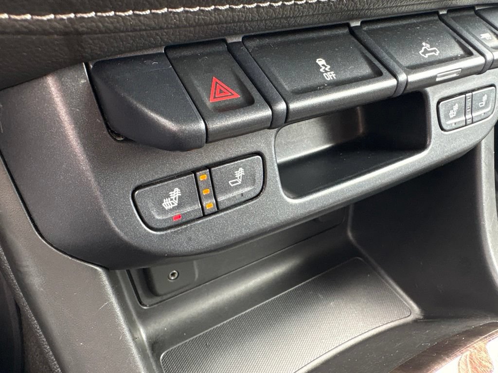 Used 2018 GMC Canyon SLE w/ Nightfall Edition AWD/4WD image 18