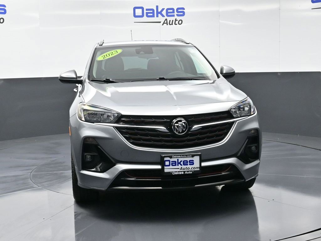 Used 2023 Buick Encore GX Select w/ Sport Touring Package image 2