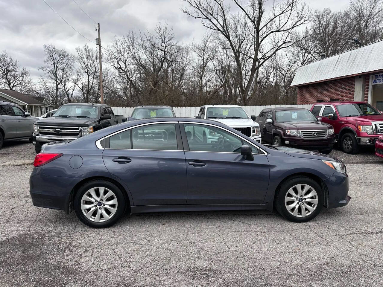 Used 2016 Subaru Legacy 2.5i Premium w/ Moonroof Package image 4