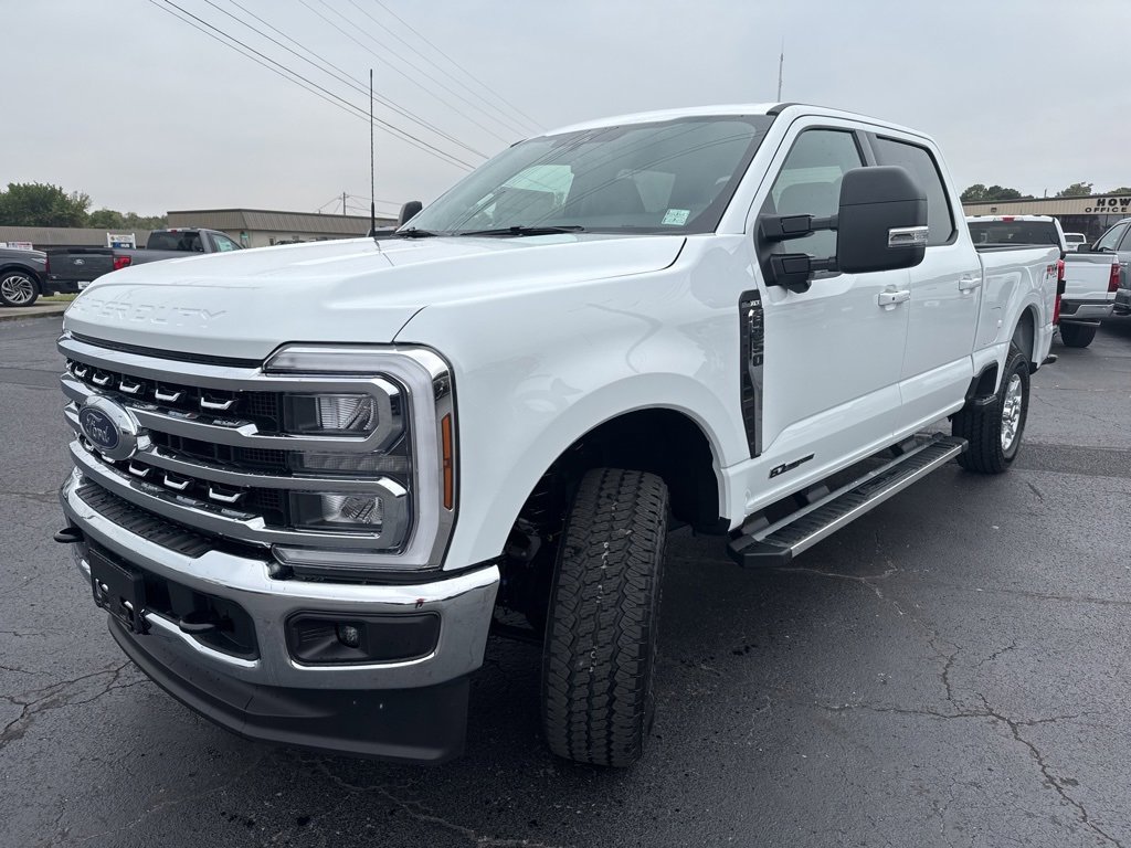 New 2026 Ford F250 4x4 Crew Cab Super Duty image 3