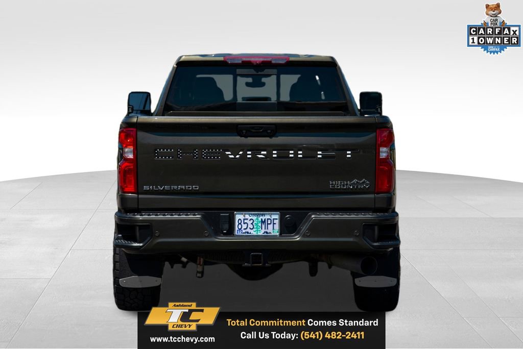 Used 2023 Chevrolet Silverado 3500 High Country w/ Technology Package AWD/4WD image 4