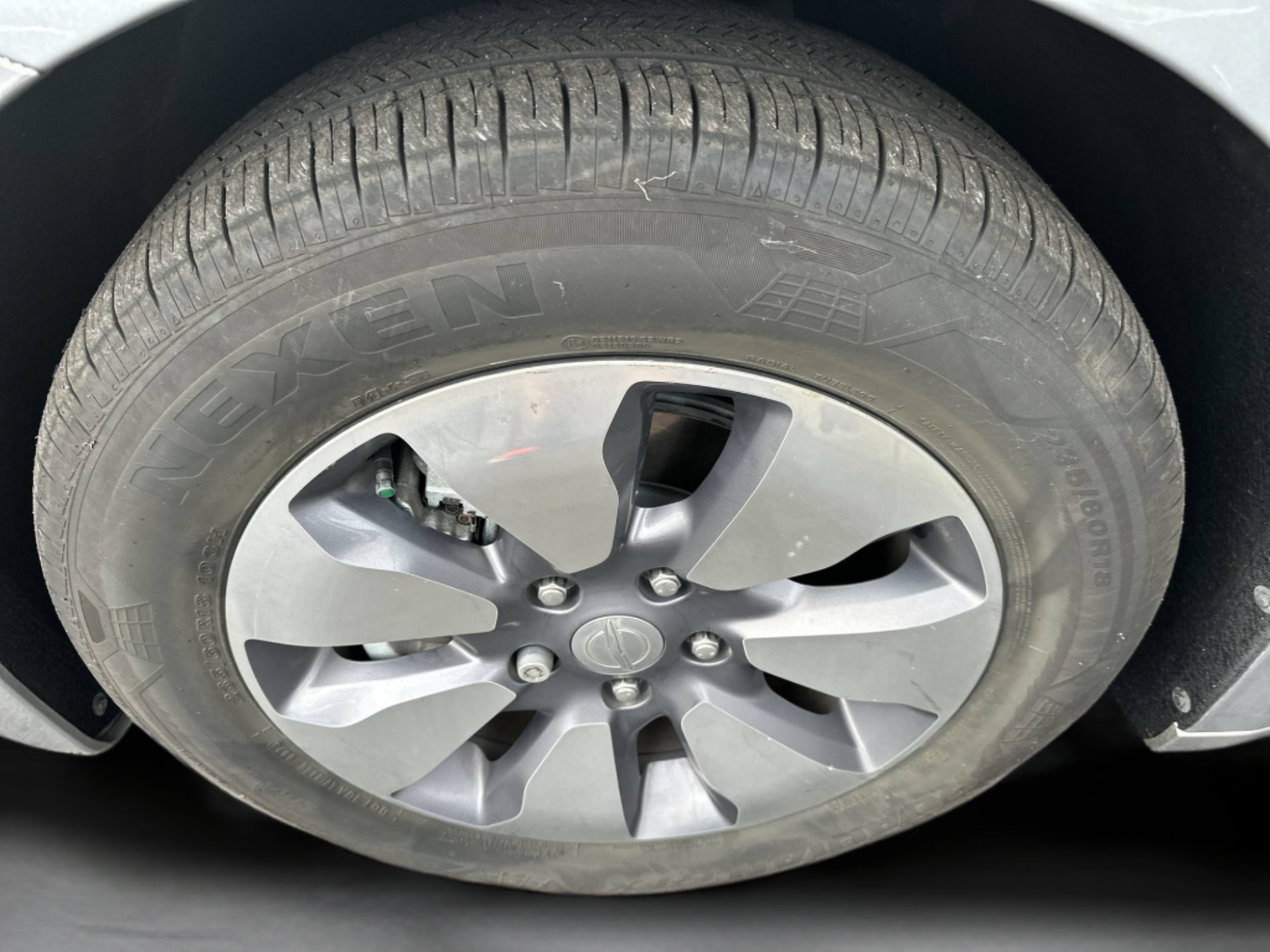 Used 2018 Chrysler Pacifica Limited w/ Advanced Safetytec Group FWD image 27