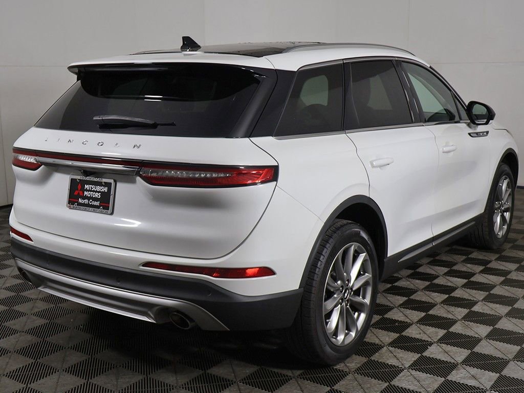 Used 2022 Lincoln Corsair FWD w/ Premium Package image 13