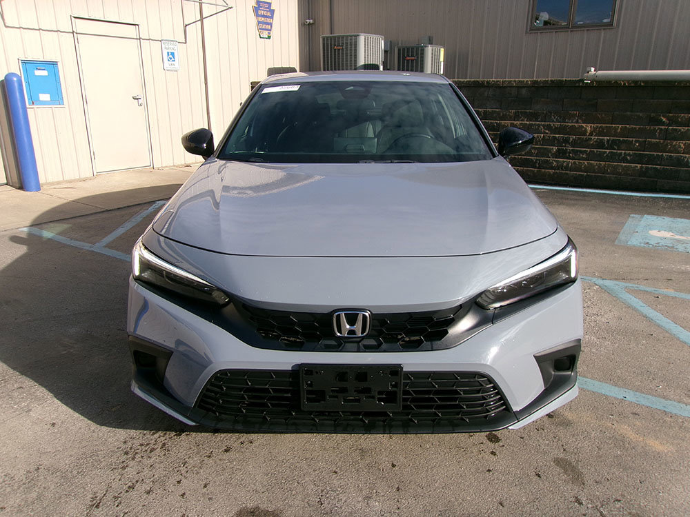 Used 2024 Honda Civic Sport image 2