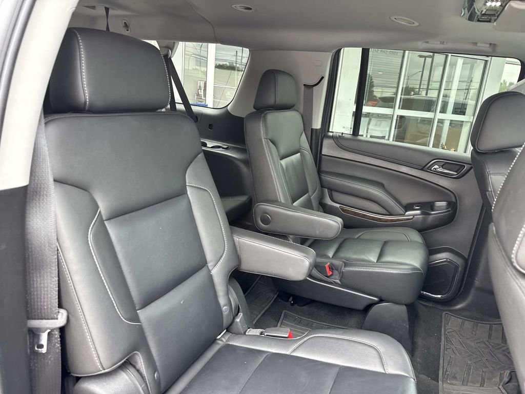 Used 2018 Chevrolet Suburban LT AWD/4WD image 10