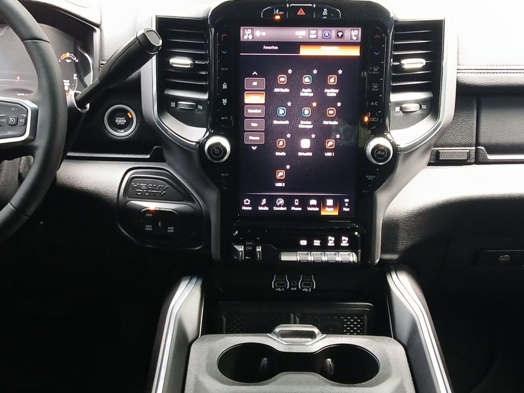 Used 2025 RAM 2500 Laramie w/ Night Edition AWD/4WD image 3