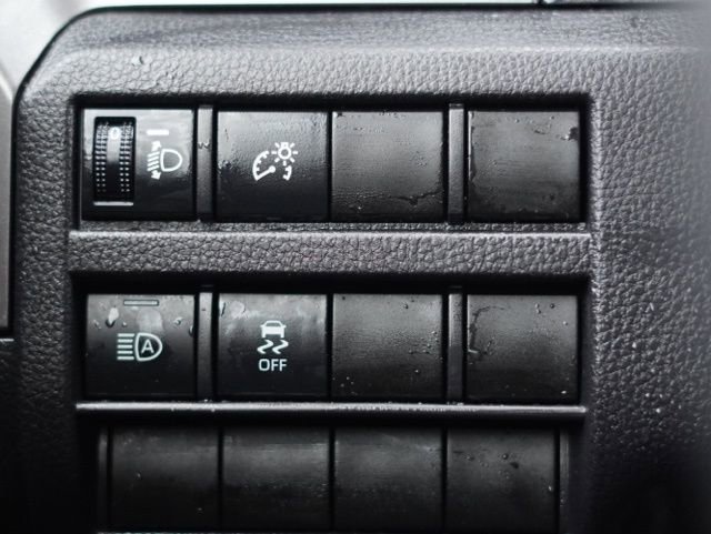 Certified 2025 Toyota Tacoma TRD Sport image 18