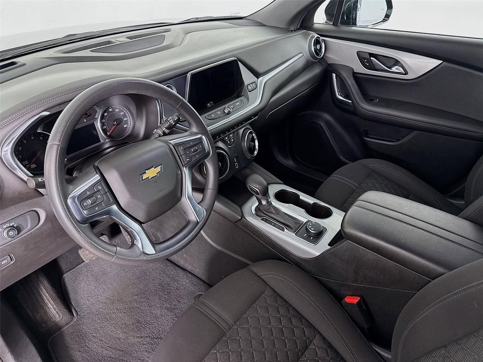 Used 2022 Chevrolet Blazer LT image 11