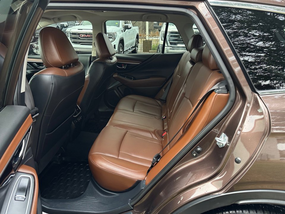 Used 2022 Subaru Outback Touring XT image 34