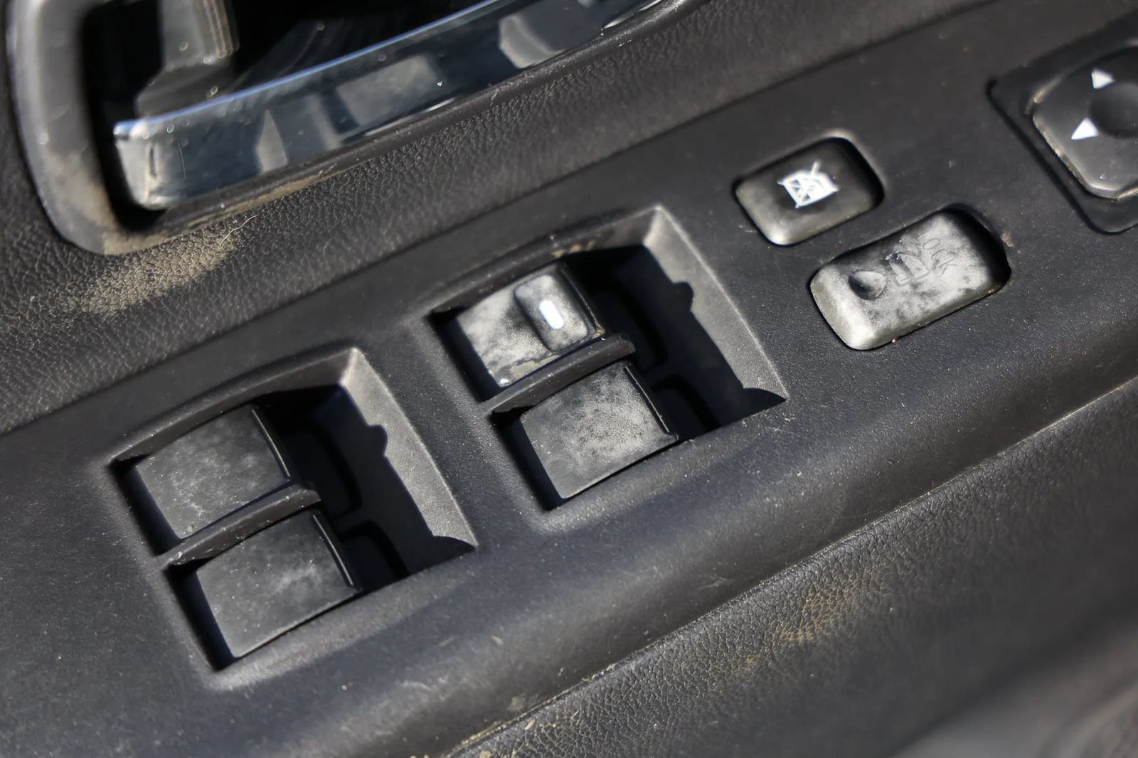 Used 2011 Mitsubishi Outlander Sport SE FWD image 43