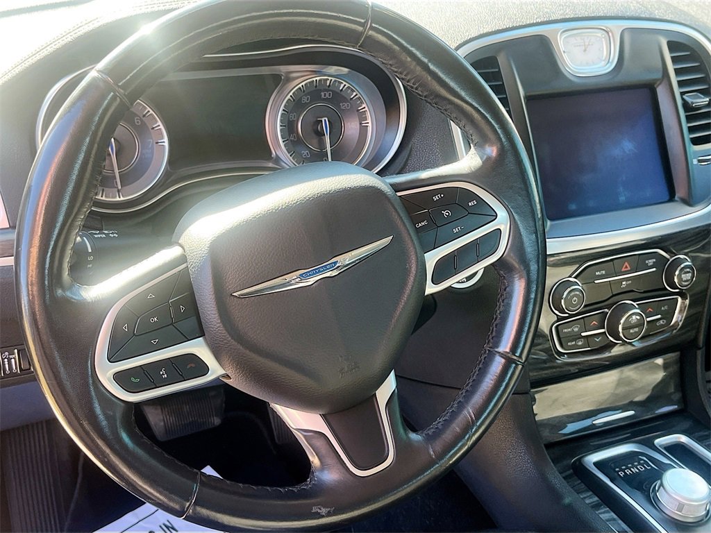 Used 2021 Chrysler 300 Touring w/ Sport Appearance Package image 11