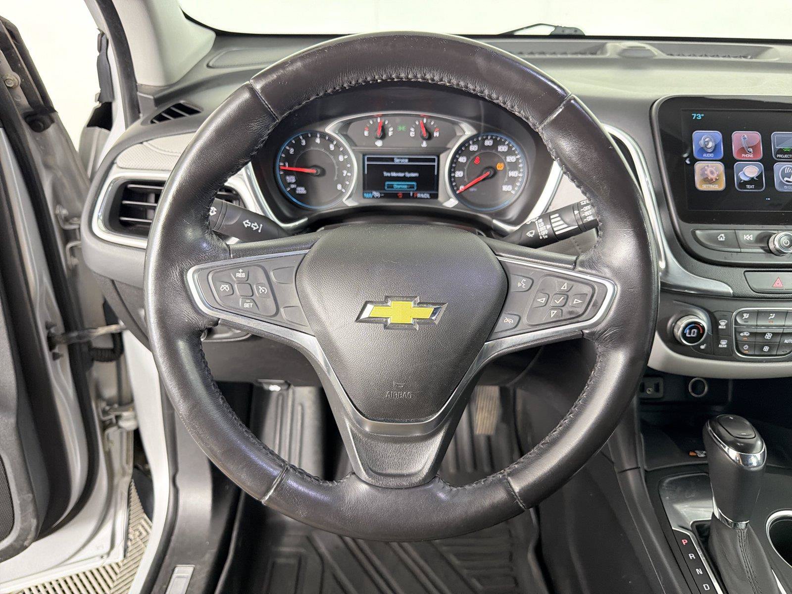 Used 2018 Chevrolet Equinox Premier FWD image 22