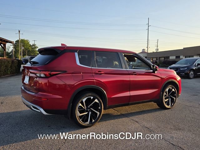 Used 2022 Mitsubishi Outlander SE FWD image 16