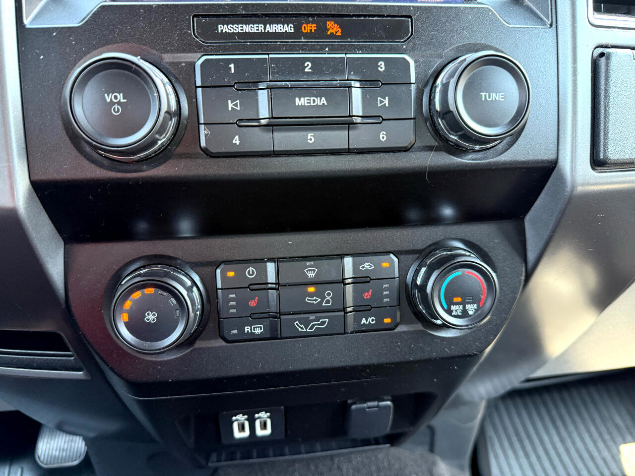 Used 2020 Ford F150 XLT w/ Equipment Group 302A Luxury image 30