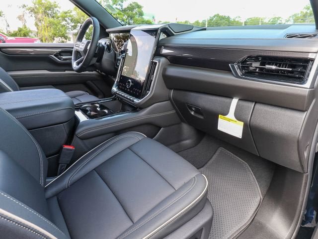 New 2026 GMC Yukon XL Elevation w/ Elevation Premium Package RWD image 24