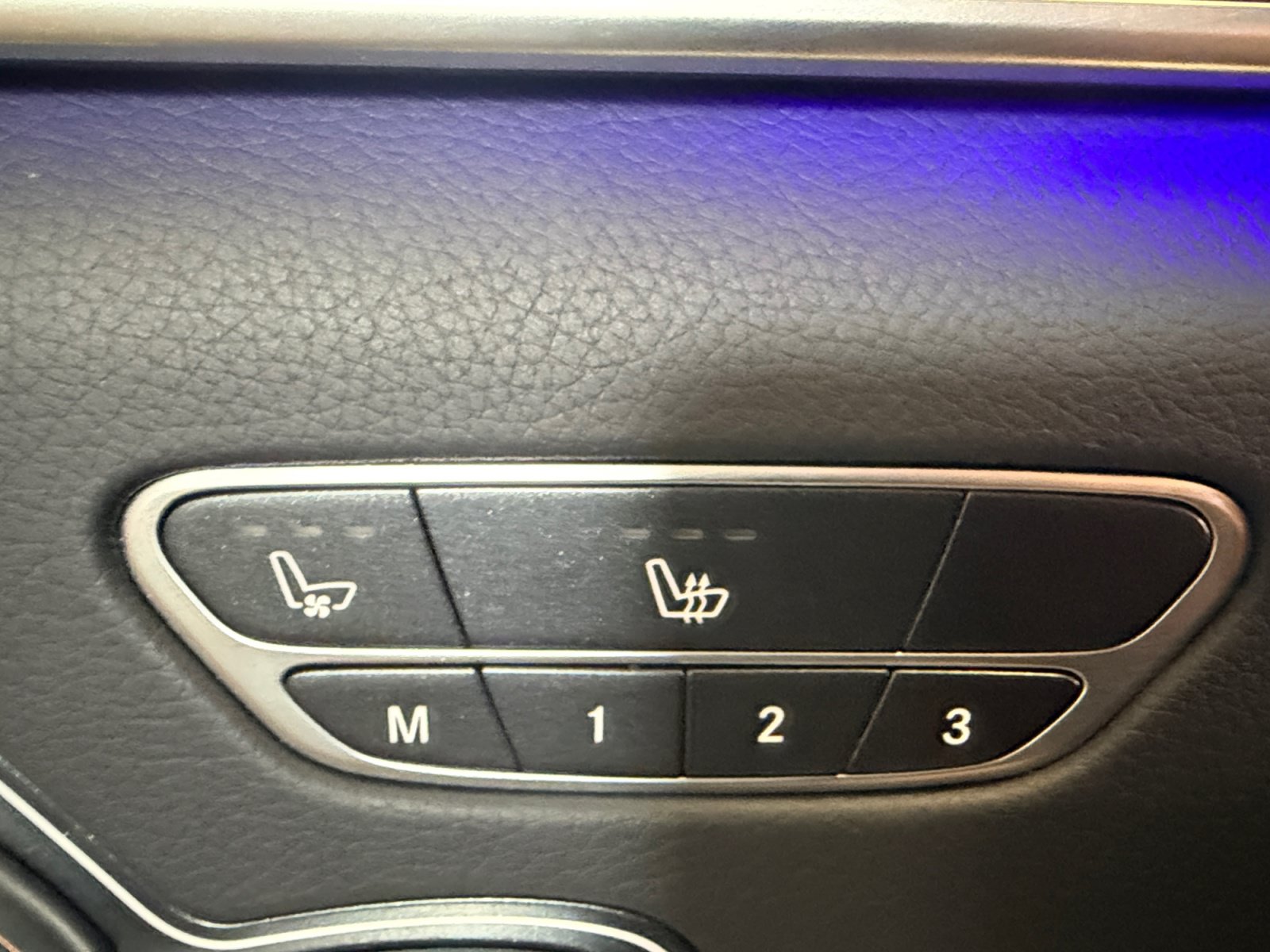 Used 2020 Mercedes-Benz S 450 Sedan image 23