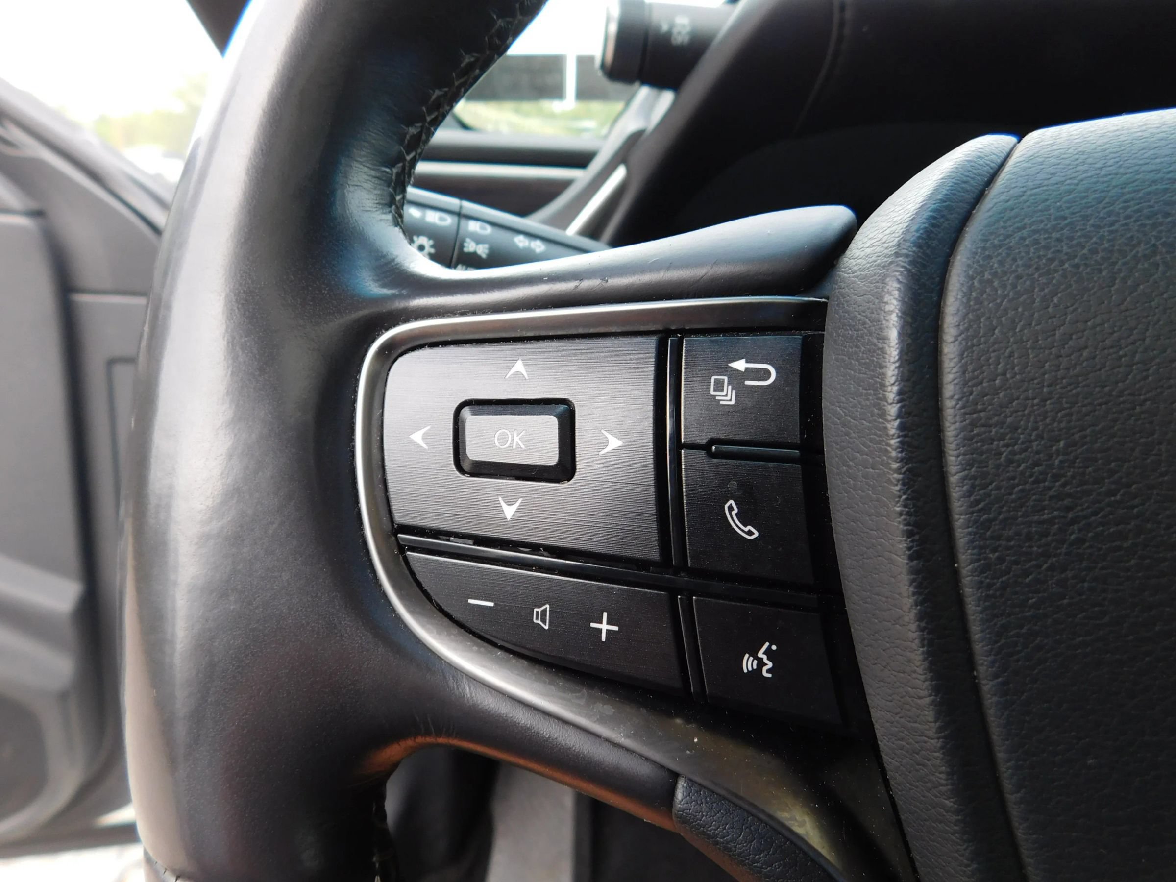 Used 2021 Lexus ES 350 w/ Premium Package FWD image 23