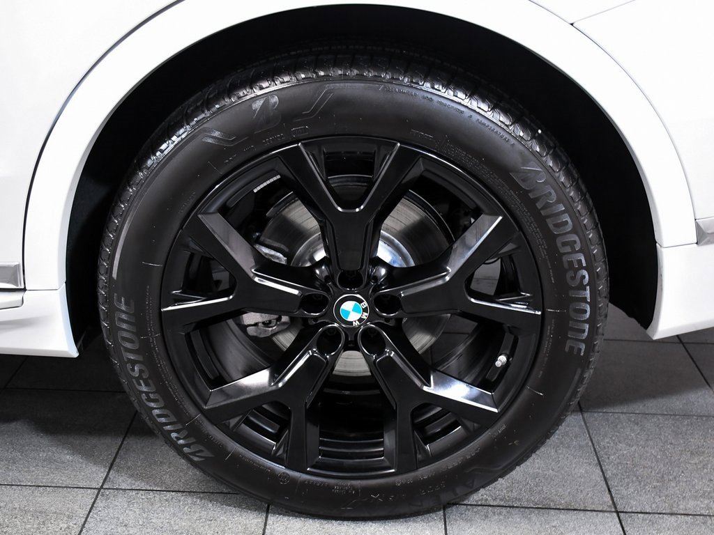 Used 2026 BMW X7 xDrive40i image 8