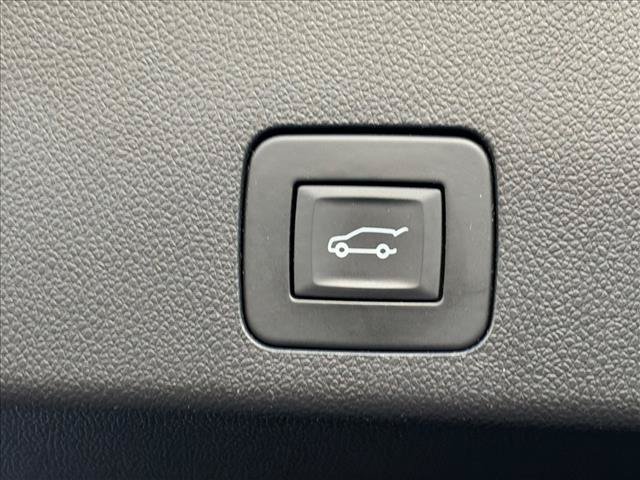 Certified 2024 Buick Encore GX Preferred w/ Comfort Package FWD image 12