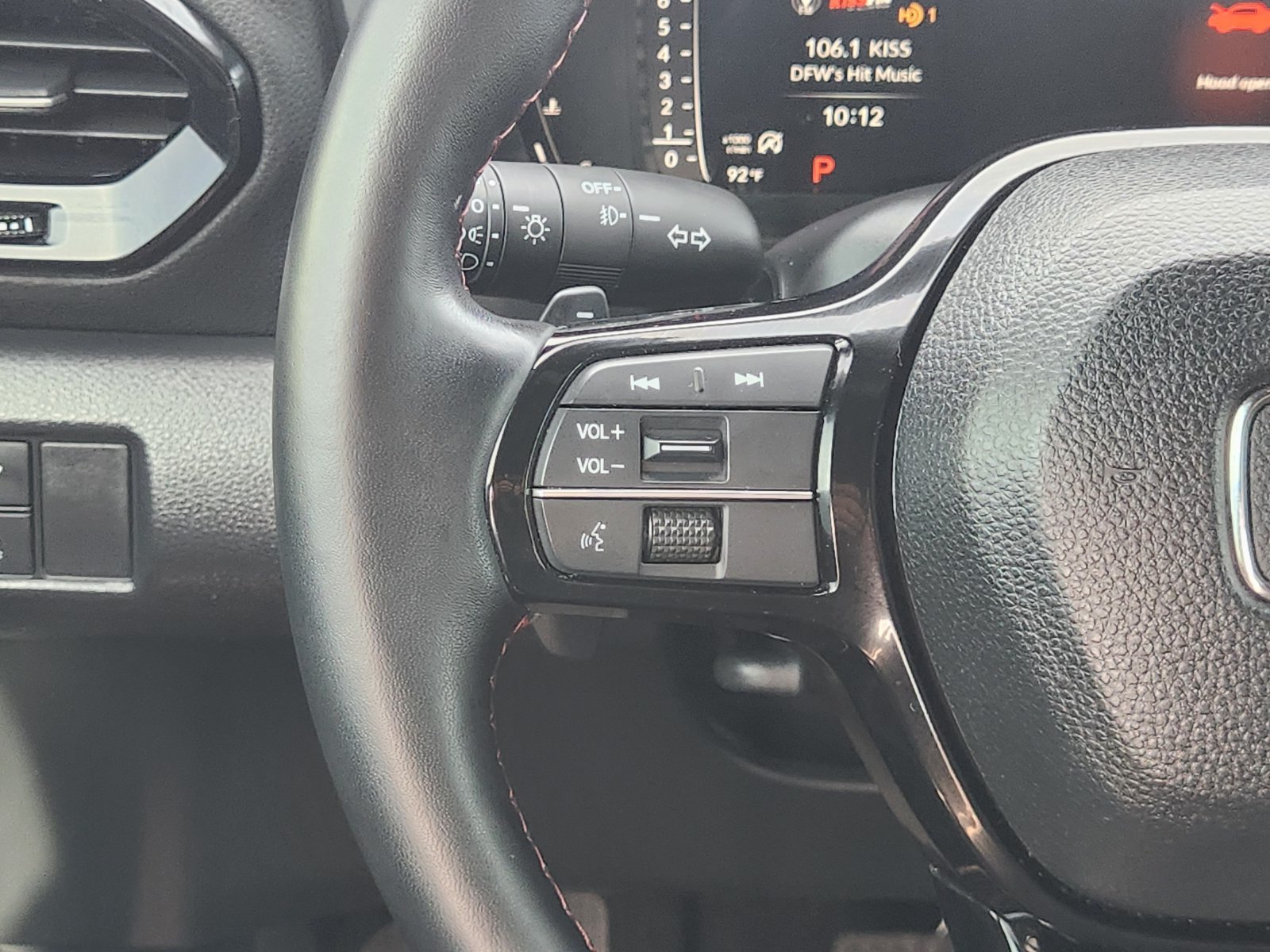 Certified 2025 Honda Pilot Black Edition image 28