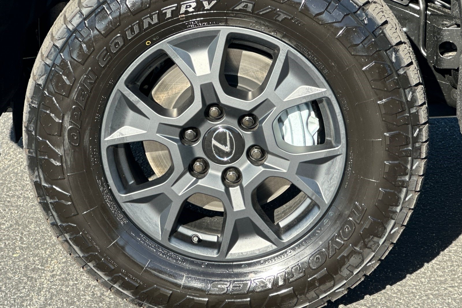 New 2026 Lexus GX 550 AWD/4WD image 12