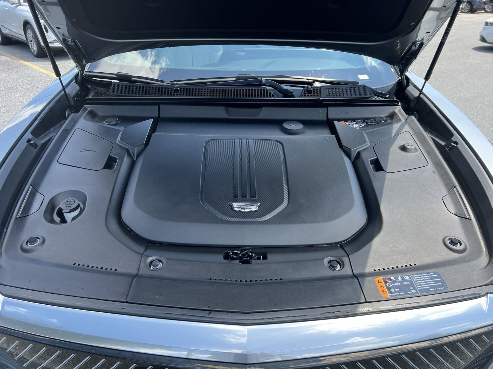 Used 2024 Cadillac Lyriq Luxury AWD/4WD image 27